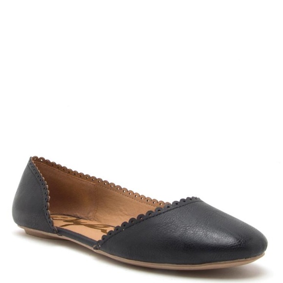 Qupid Shoes - Black Barnish Flats  (Liquidation Sale)